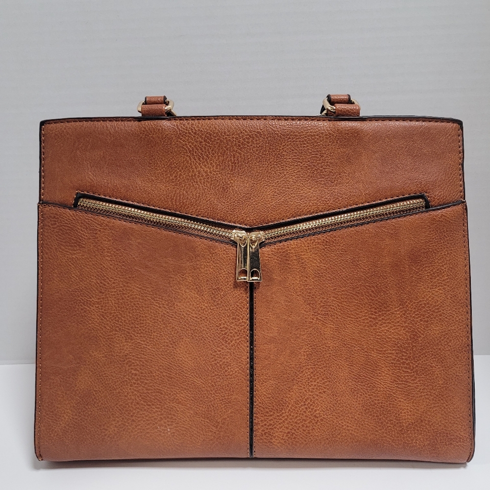 Vegan Tan Shoulder Bag with Y-Shaped Zipper Detail